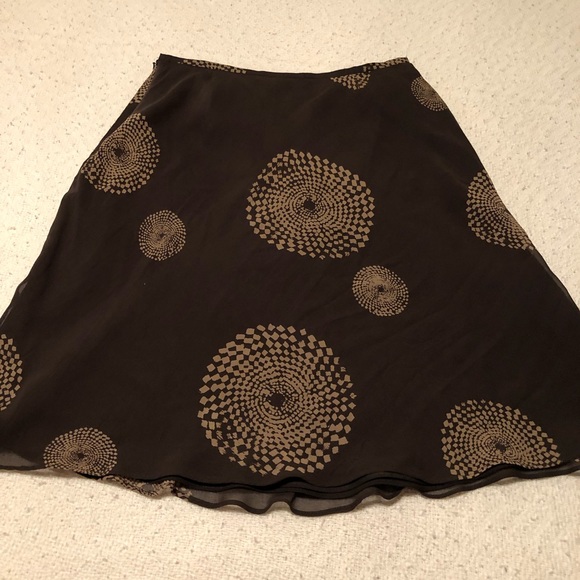 Summer silk skirt from Ann Taylor - Picture 2 of 3